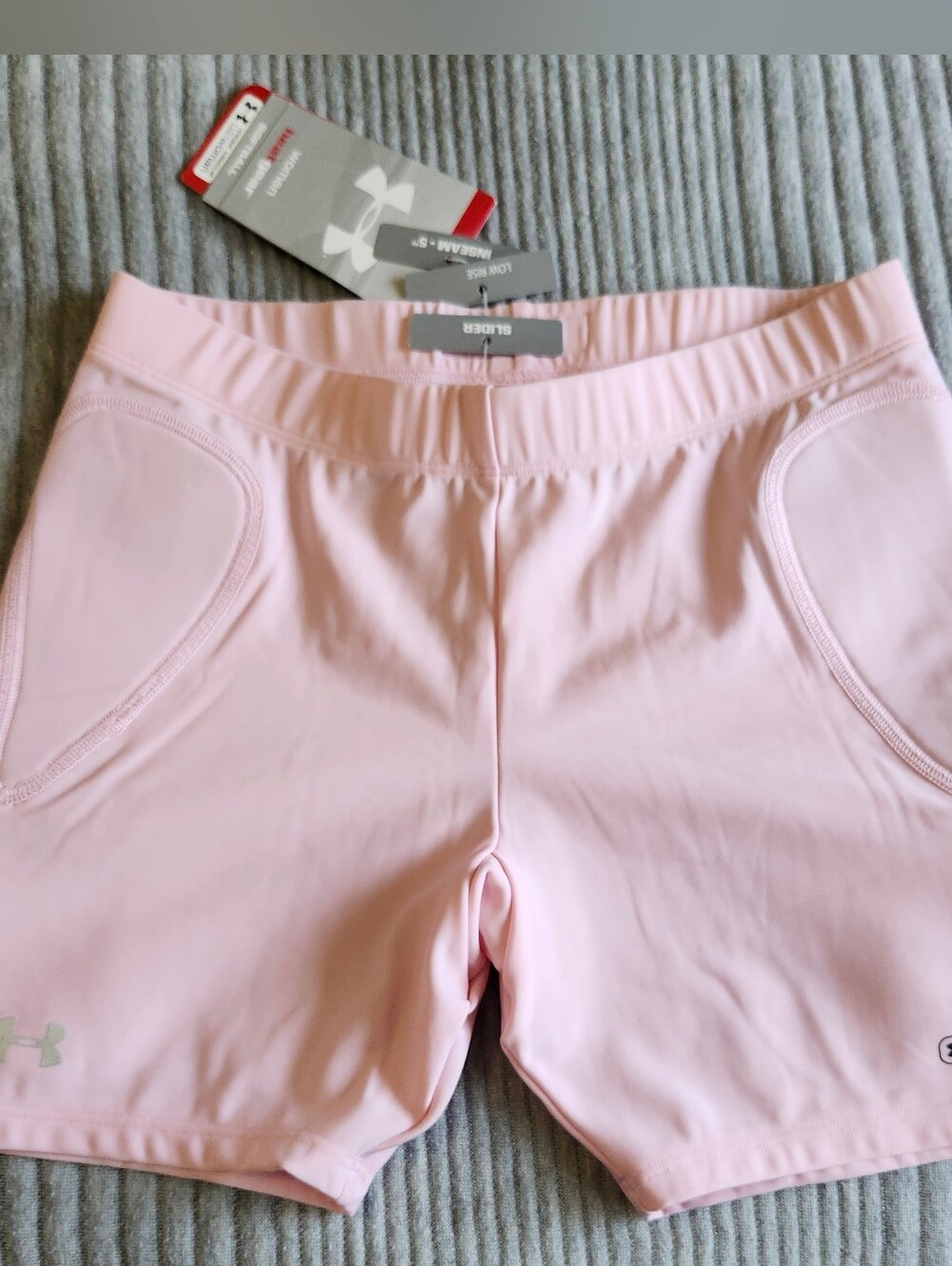 NWT UNDER ARMOUR SOFTBALL PADDED SLIDER SHORTS WOMENS SMALL MPZ PINK HEATGEAR UA